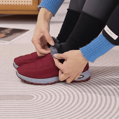 🎉 Dnešní speciální nabídka: sleva 50 % – nenechte si ji ujít! ⏰ Ergonomická ortopedická zimní obuv, která účinně ulevuje od bolesti nohou, kolen a zad ✅ vhodná pro muže i ženy.